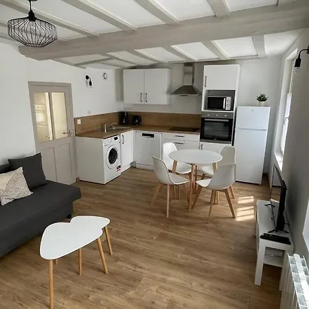 Vakantiehuis Centre-ville : Maison De Charme - Secteur Calme